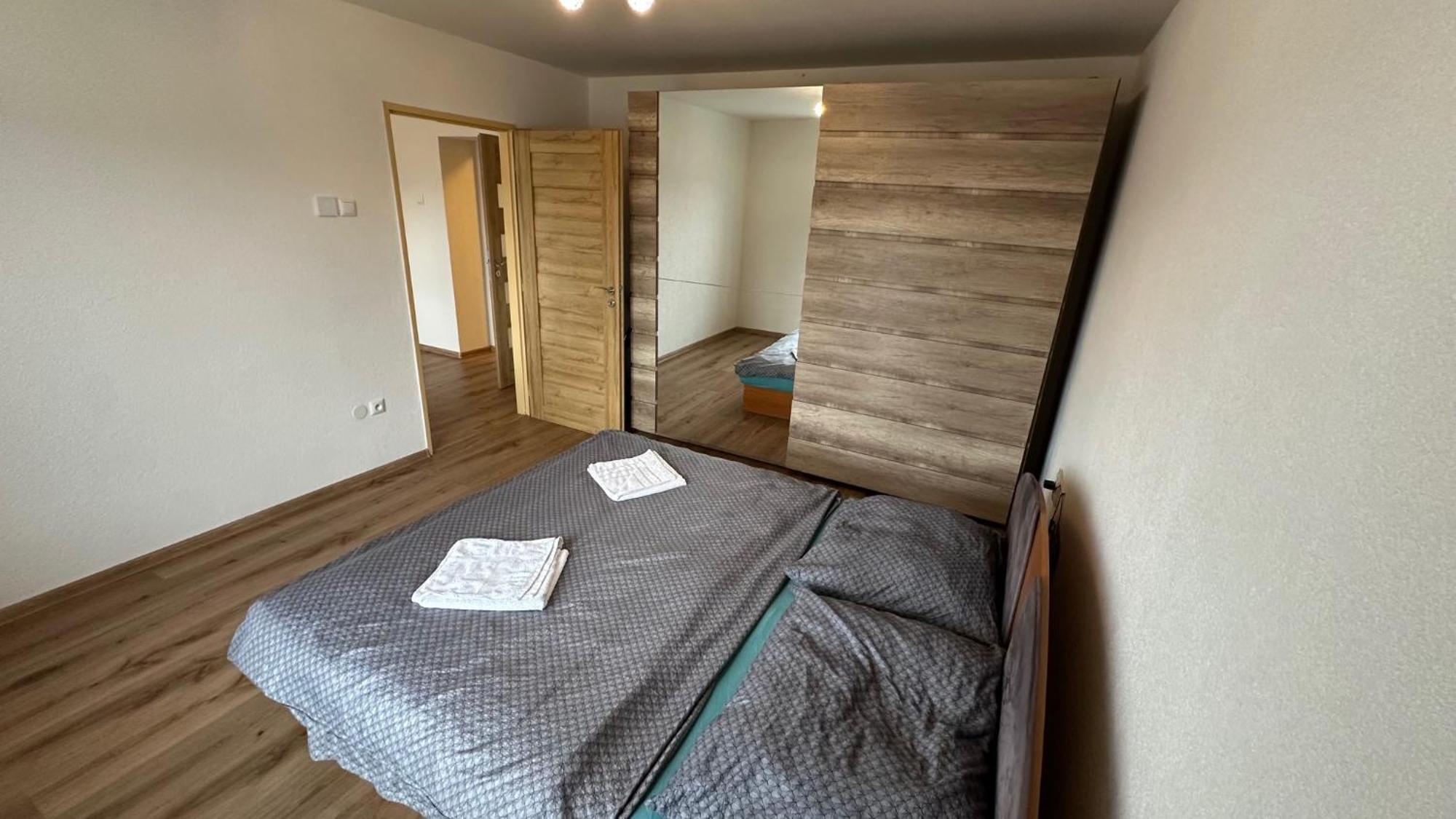 3 Room Apartment, Free Parking, Liptovsky Mikulas Ngoại thất bức ảnh